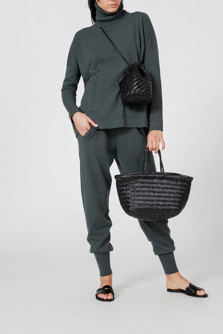 Dragon Diffusion Bamboo Triple Jump Small Bag Black